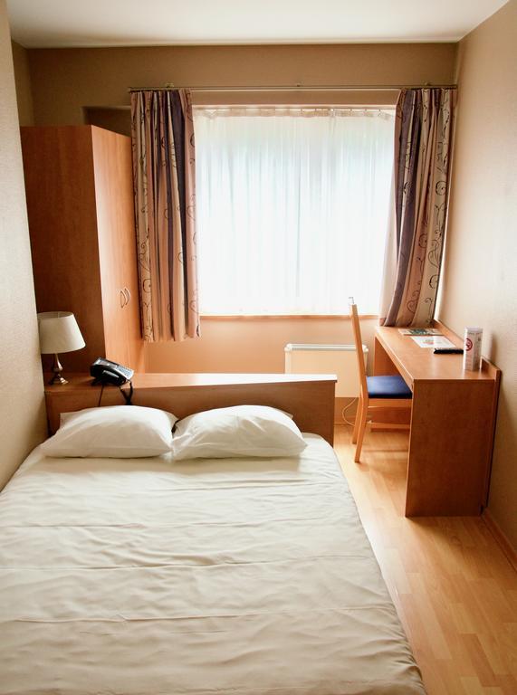 Hotel Frederiksborg Koekelberg Bagian luar foto
